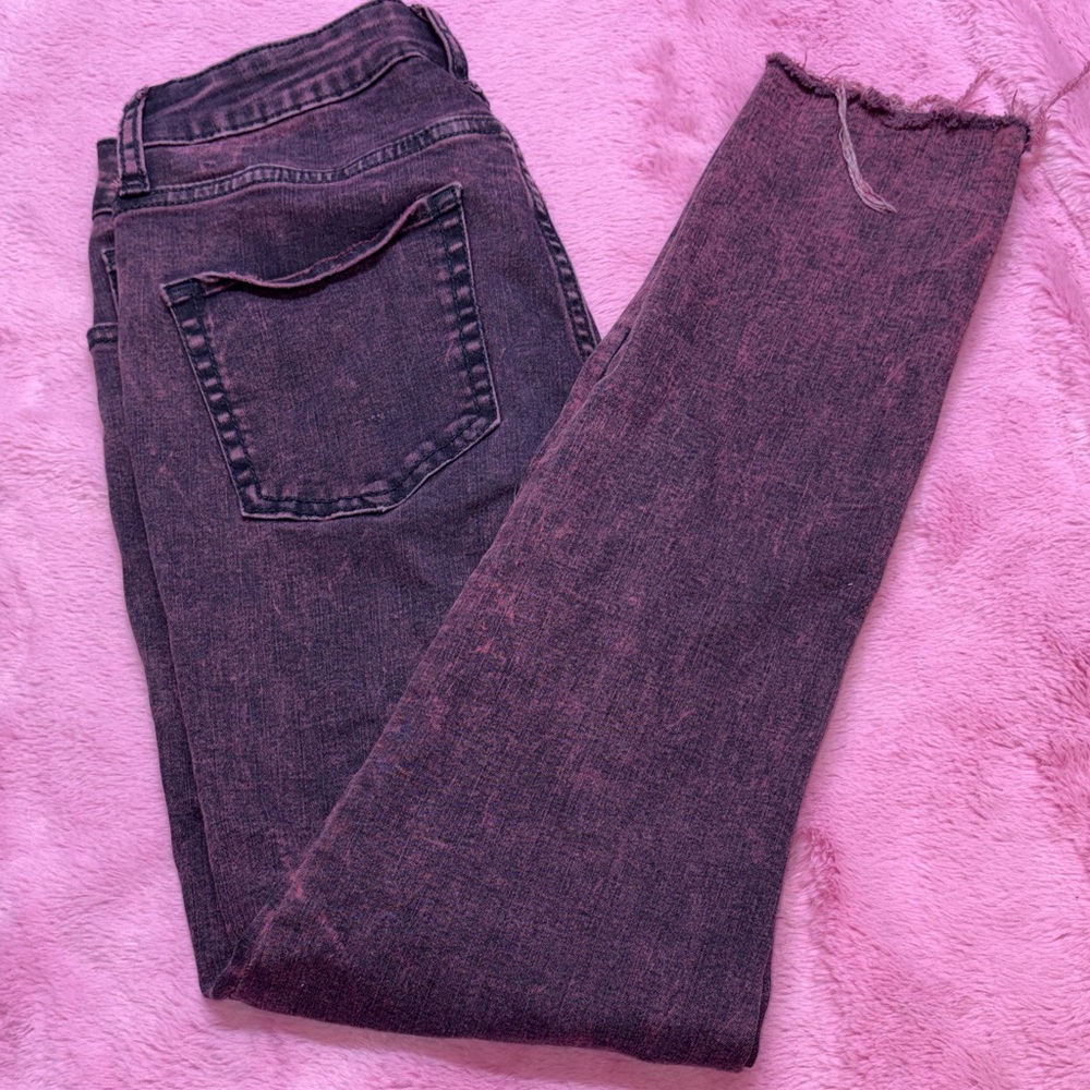Stylish Acid Wash Purple Women's Jeans